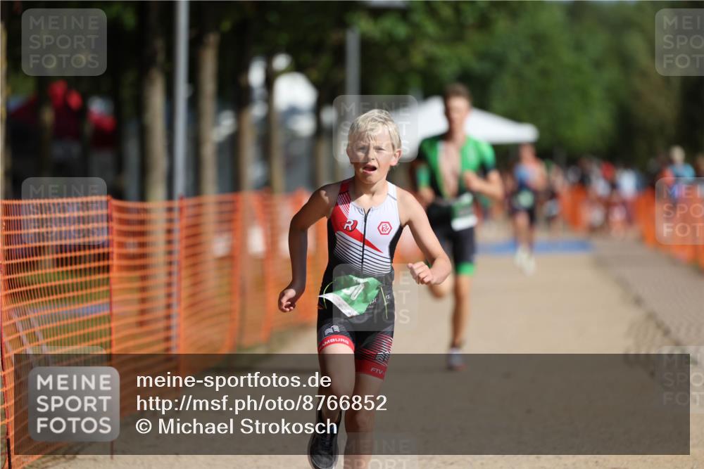 07.09.2025 - 19. Norderstedt Triathlon Michael Strokosch http://msf.ph/oto/8766852 07.09.2025 10:51:07 Laufen 80, 663 meine-sportfotos.de