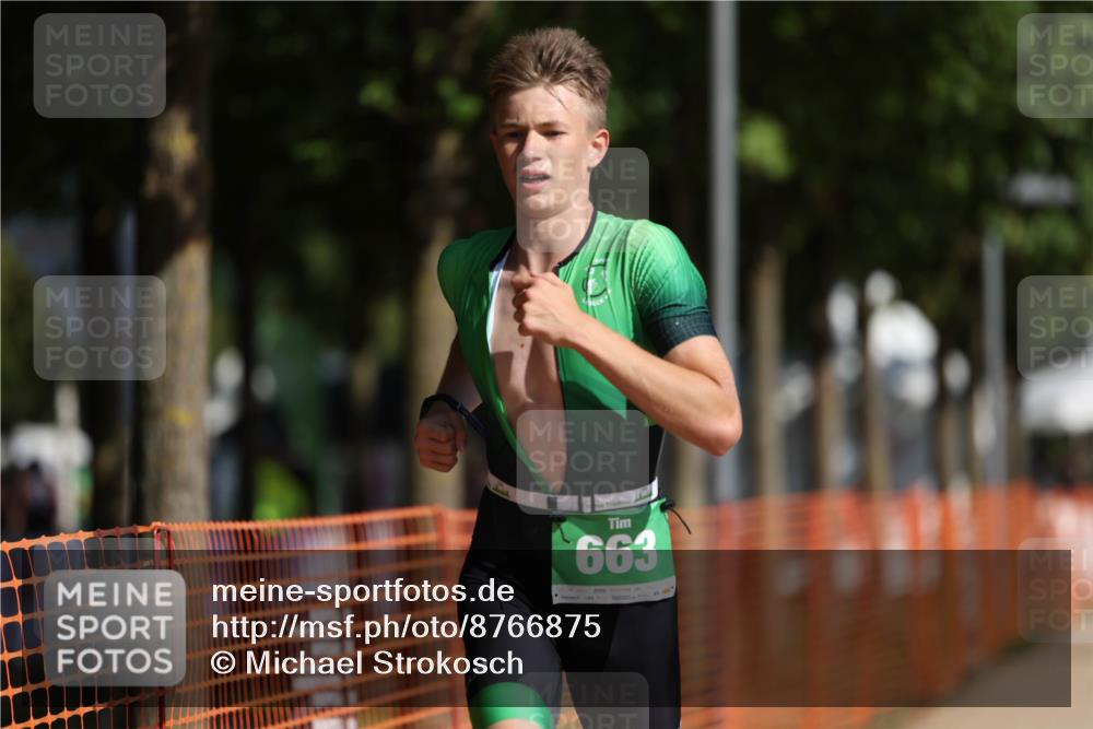 07.09.2025 - 19. Norderstedt Triathlon Michael Strokosch http://msf.ph/oto/8766875 07.09.2025 10:51:11 Laufen 80, 649, 663 meine-sportfotos.de