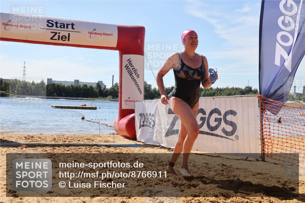 07.09.2025 - 19. Norderstedt Triathlon Luisa Fischer http://msf.ph/oto/8766911 07.09.2025 12:45:24 Schwimmen 354 meine-sportfotos.de