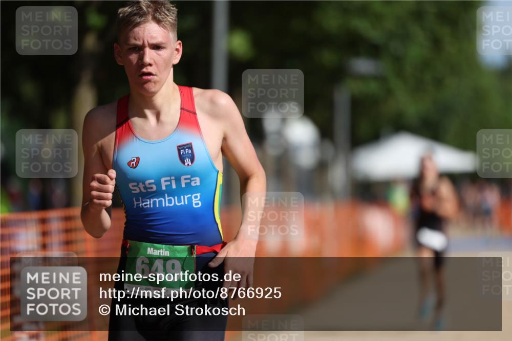 07.09.2025 - 19. Norderstedt Triathlon Michael Strokosch http://msf.ph/oto/8766925 07.09.2025 10:51:18 Laufen 68, 649 meine-sportfotos.de