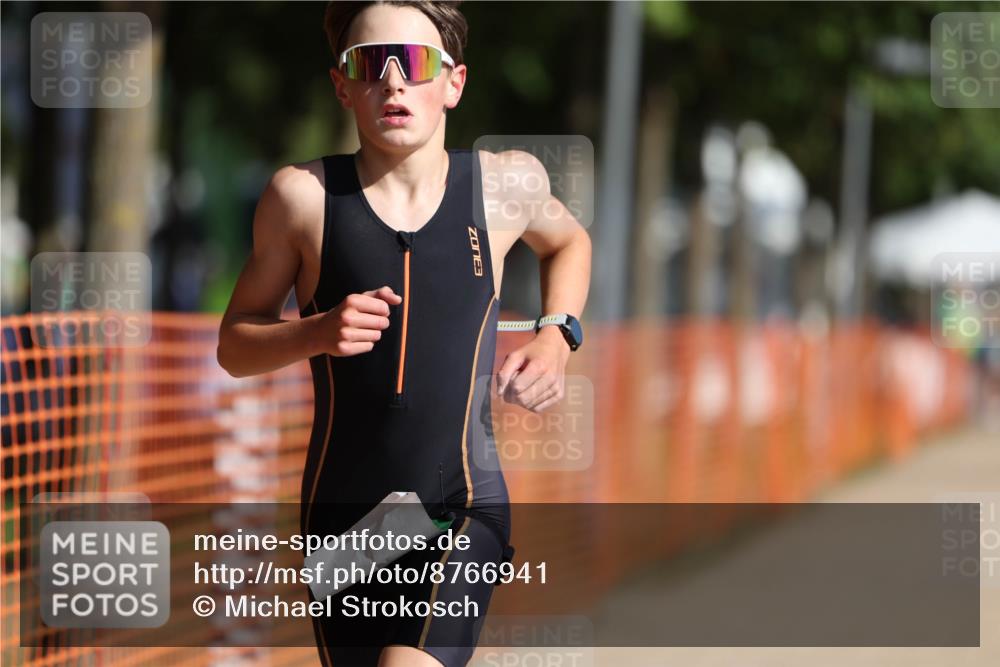 07.09.2025 - 19. Norderstedt Triathlon Michael Strokosch http://msf.ph/oto/8766941 07.09.2025 10:51:22 Laufen 68, 649 meine-sportfotos.de