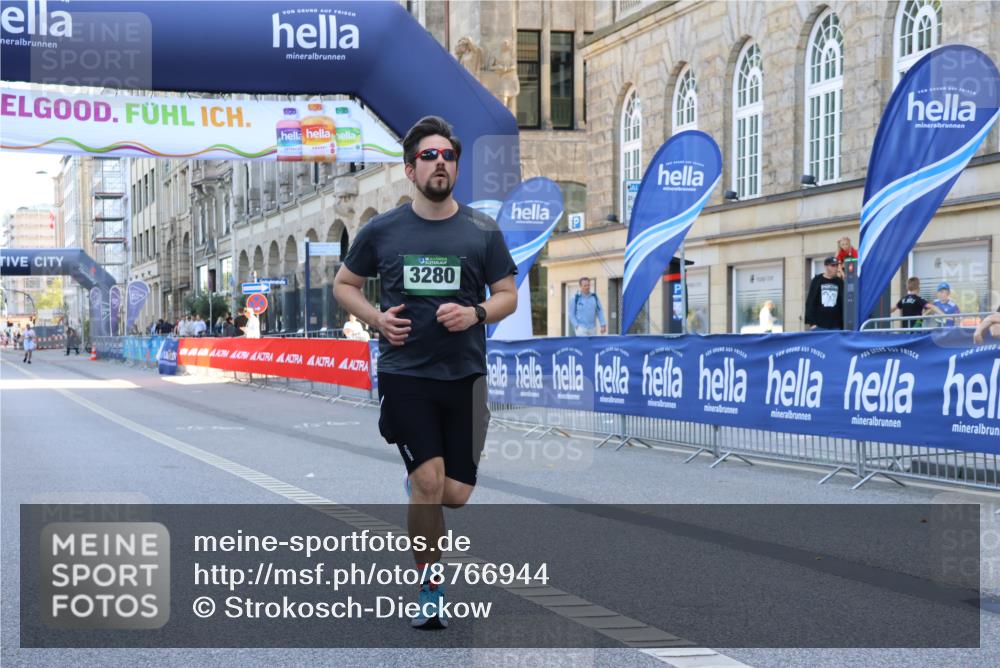 07.09.2025 - BARMER Alsterlauf Strokosch-Dieckow http://msf.ph/oto/8766944 07.09.2025 10:30:35 Ziel 3324, 3451, 6239 meine-sportfotos.de