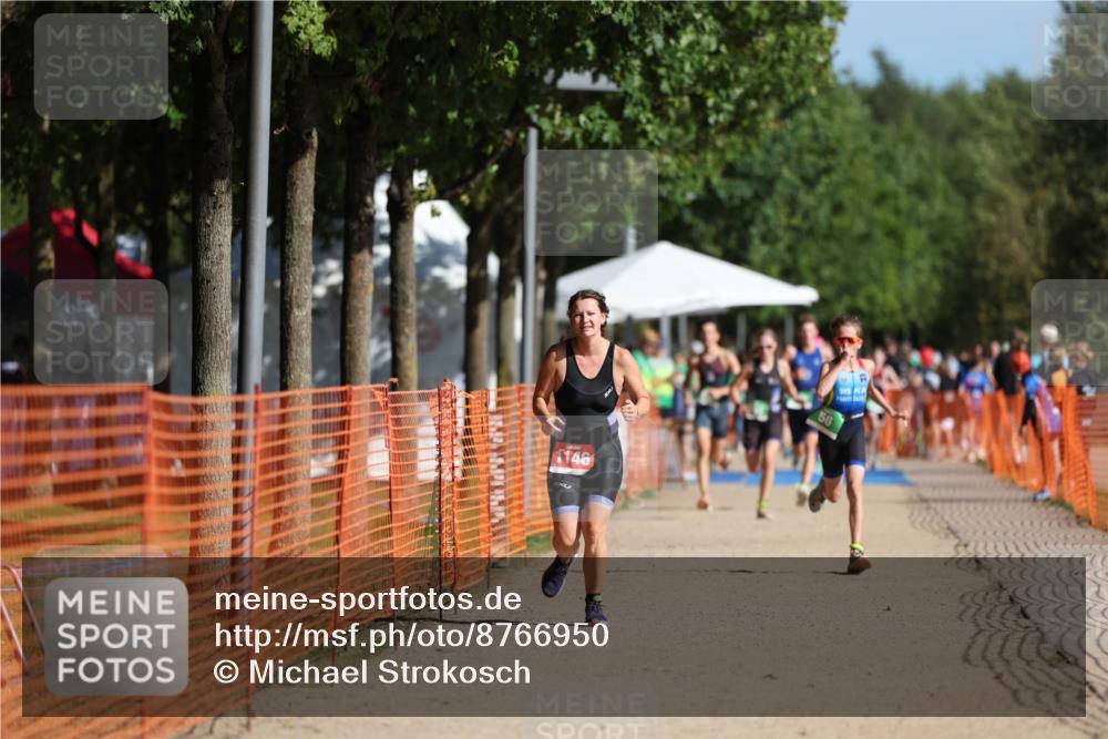 07.09.2025 - 19. Norderstedt Triathlon Michael Strokosch http://msf.ph/oto/8766950 07.09.2025 10:51:27 Laufen 56, 1146 meine-sportfotos.de