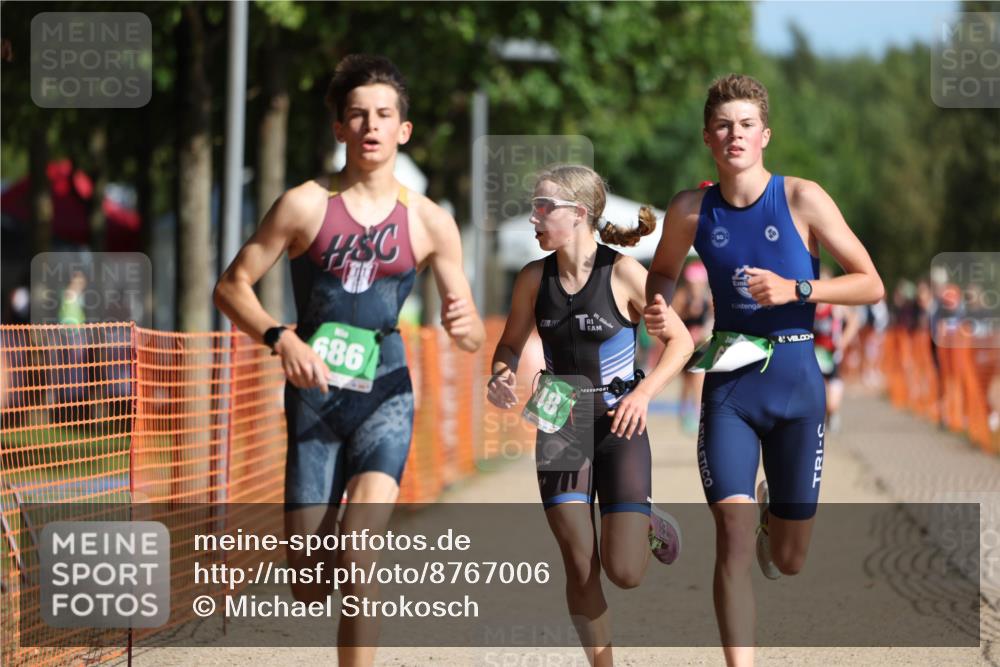 07.09.2025 - 19. Norderstedt Triathlon Michael Strokosch http://msf.ph/oto/8767006 07.09.2025 10:51:35 Laufen 56, 648, 673, 686, 1146 meine-sportfotos.de