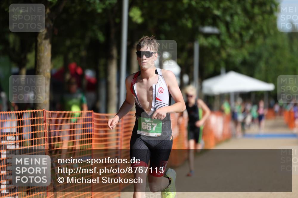 07.09.2025 - 19. Norderstedt Triathlon Michael Strokosch http://msf.ph/oto/8767113 07.09.2025 10:51:57 Laufen 112, 641, 660, 667, 1114, 1141 meine-sportfotos.de