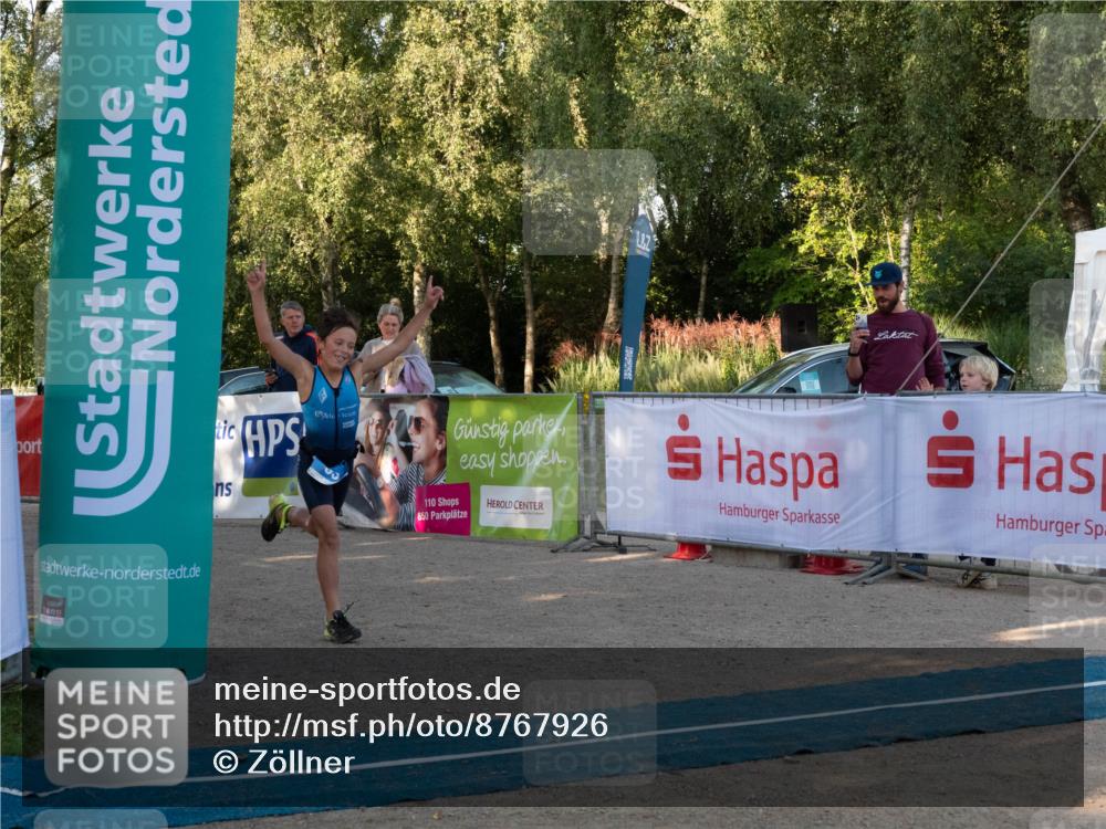 07.09.2025 - 19. Norderstedt Triathlon Zöllner http://msf.ph/oto/8767926 07.09.2025 09:12:25 Ziel 1, 53 meine-sportfotos.de