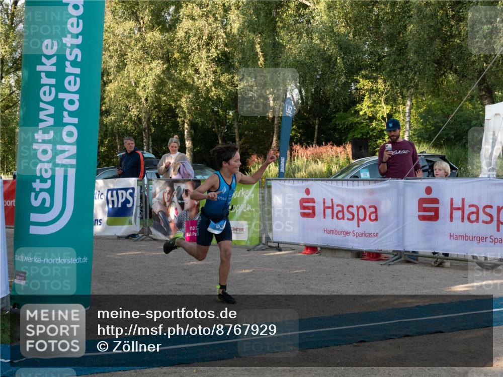 07.09.2025 - 19. Norderstedt Triathlon Zöllner http://msf.ph/oto/8767929 07.09.2025 09:12:26 Ziel 1, 53 meine-sportfotos.de