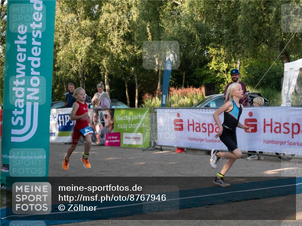 07.09.2025 - 19. Norderstedt Triathlon Zöllner http://msf.ph/oto/8767946 07.09.2025 09:12:33 Ziel 46, 50, 53 meine-sportfotos.de