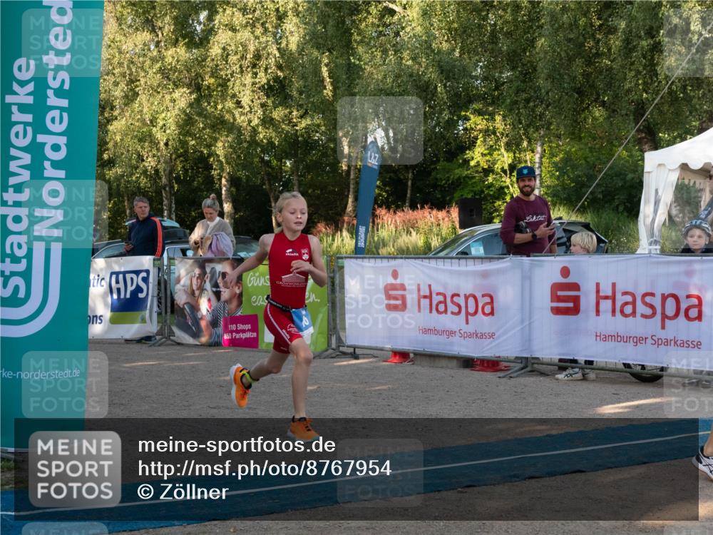 07.09.2025 - 19. Norderstedt Triathlon Zöllner http://msf.ph/oto/8767954 07.09.2025 09:12:33 Ziel 46, 50, 53 meine-sportfotos.de