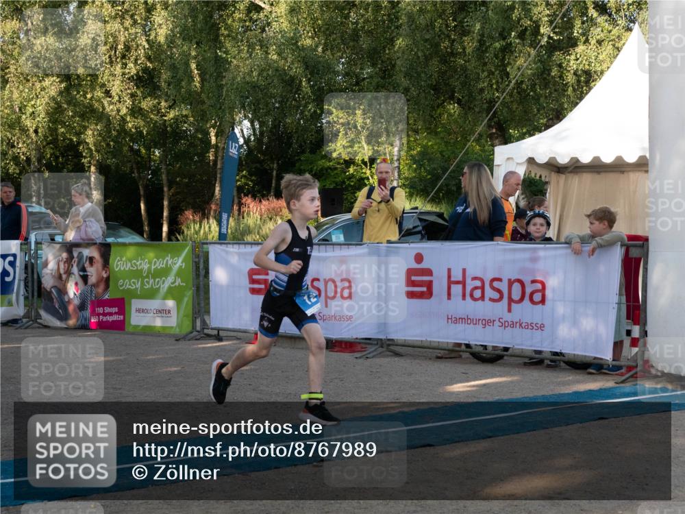 07.09.2025 - 19. Norderstedt Triathlon Zöllner http://msf.ph/oto/8767989 07.09.2025 09:13:00 Ziel 12 meine-sportfotos.de