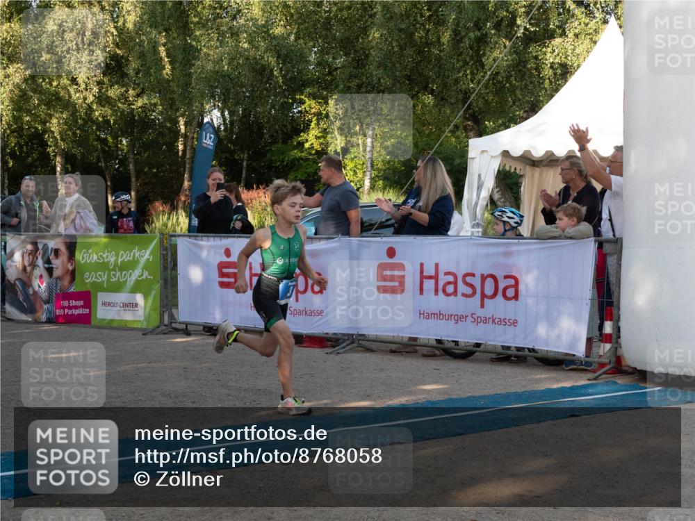 07.09.2025 - 19. Norderstedt Triathlon Zöllner http://msf.ph/oto/8768058 07.09.2025 09:14:12 Ziel 3, 14, 29, 41, 45, 49, 55 meine-sportfotos.de
