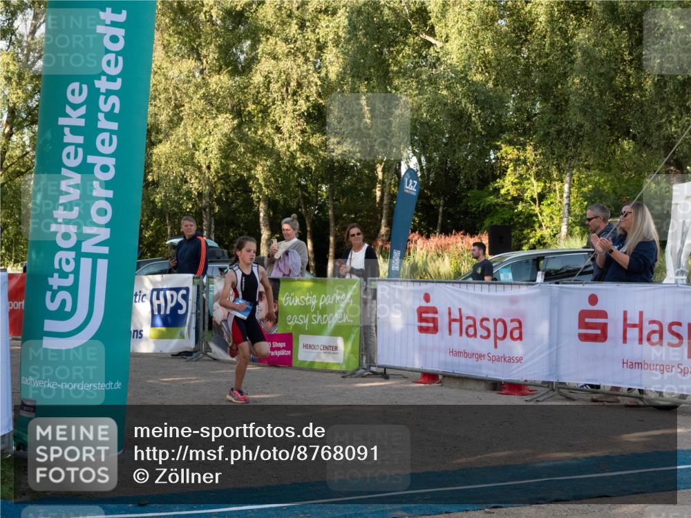 07.09.2025 - 19. Norderstedt Triathlon Zöllner http://msf.ph/oto/8768091 07.09.2025 09:14:33 Ziel 33 meine-sportfotos.de