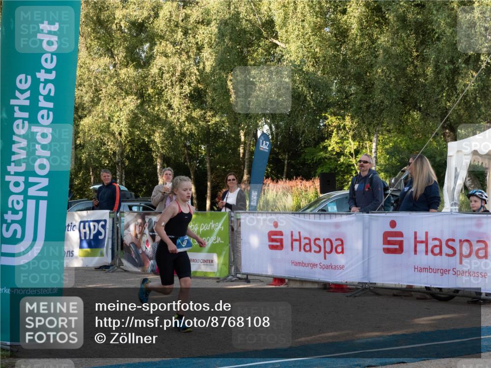 07.09.2025 - 19. Norderstedt Triathlon Zöllner http://msf.ph/oto/8768108 07.09.2025 09:14:44 Ziel 9 meine-sportfotos.de