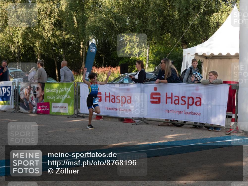 07.09.2025 - 19. Norderstedt Triathlon Zöllner http://msf.ph/oto/8768196 07.09.2025 09:15:58 Ziel 39 meine-sportfotos.de