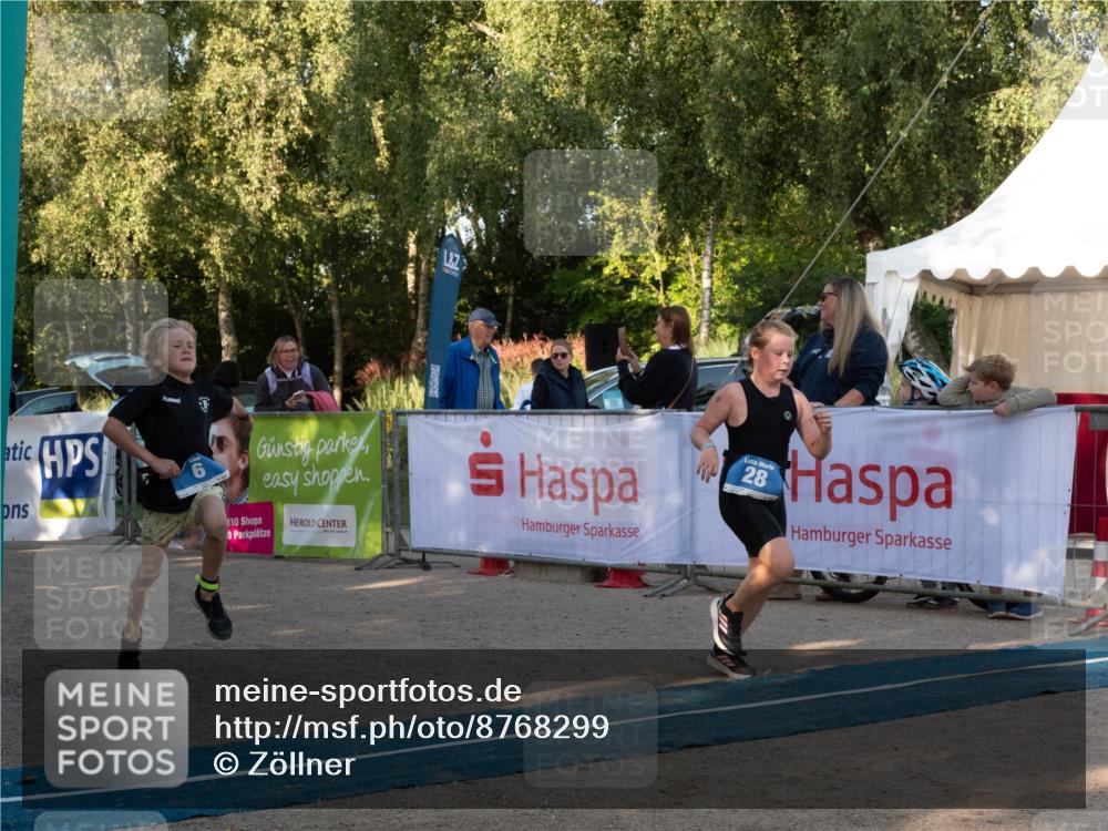 07.09.2025 - 19. Norderstedt Triathlon Zöllner http://msf.ph/oto/8768299 07.09.2025 09:17:05 Ziel 6, 28 meine-sportfotos.de