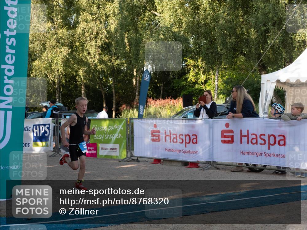 07.09.2025 - 19. Norderstedt Triathlon Zöllner http://msf.ph/oto/8768320 07.09.2025 09:17:14 Ziel 36, 40 meine-sportfotos.de