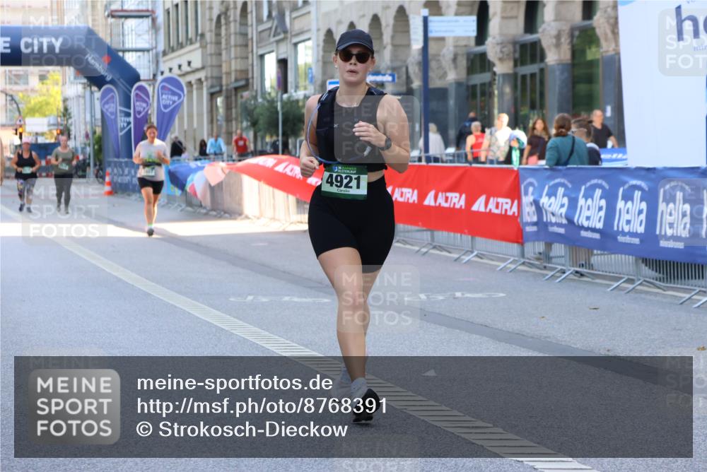 07.09.2025 - BARMER Alsterlauf Strokosch-Dieckow http://msf.ph/oto/8768391 07.09.2025 10:32:02 Ziel 3307, 4222 meine-sportfotos.de
