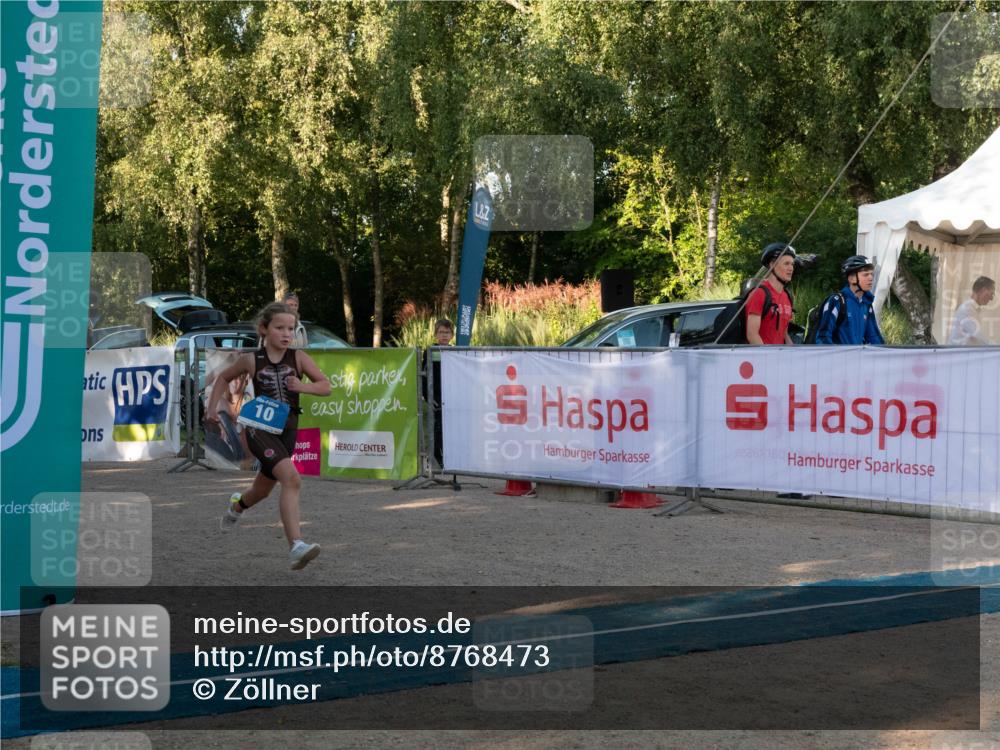 07.09.2025 - 19. Norderstedt Triathlon Zöllner http://msf.ph/oto/8768473 07.09.2025 09:18:07 Ziel 10 meine-sportfotos.de