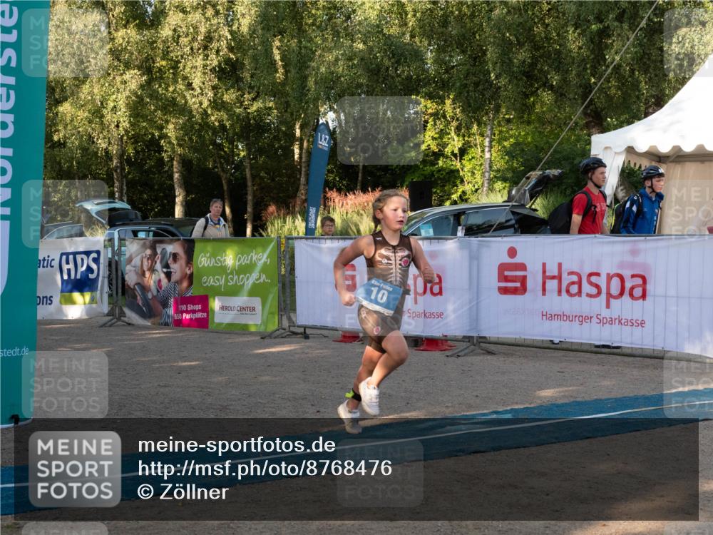 07.09.2025 - 19. Norderstedt Triathlon Zöllner http://msf.ph/oto/8768476 07.09.2025 09:18:07 Ziel 10 meine-sportfotos.de