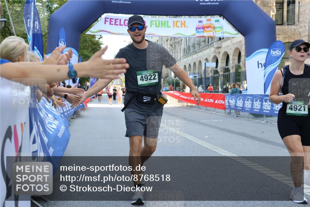 07.09.2025 - BARMER Alsterlauf Strokosch-Dieckow http://msf.ph/oto/8768518 07.09.2025 10:32:04 Ziel 3307, 4222 meine-sportfotos.de