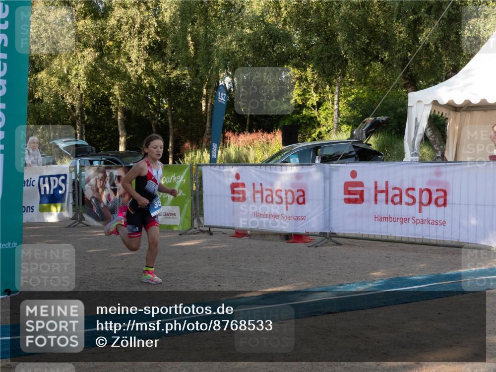 07.09.2025 - 19. Norderstedt Triathlon Zöllner http://msf.ph/oto/8768533 07.09.2025 09:19:23 Ziel 22, 35 meine-sportfotos.de