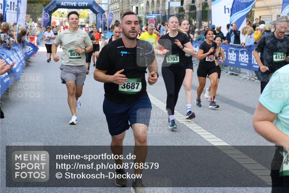 07.09.2025 - BARMER Alsterlauf Strokosch-Dieckow http://msf.ph/oto/8768579 07.09.2025 10:10:49 Ziel 2057, 2754, 2860, 3164, 3350, 3791, 4127, 4418, 4515, 5201, 5544, 5673, 5674, 5808, 6191, 8330, 8331, 8356, 8404 meine-sportfotos.de
