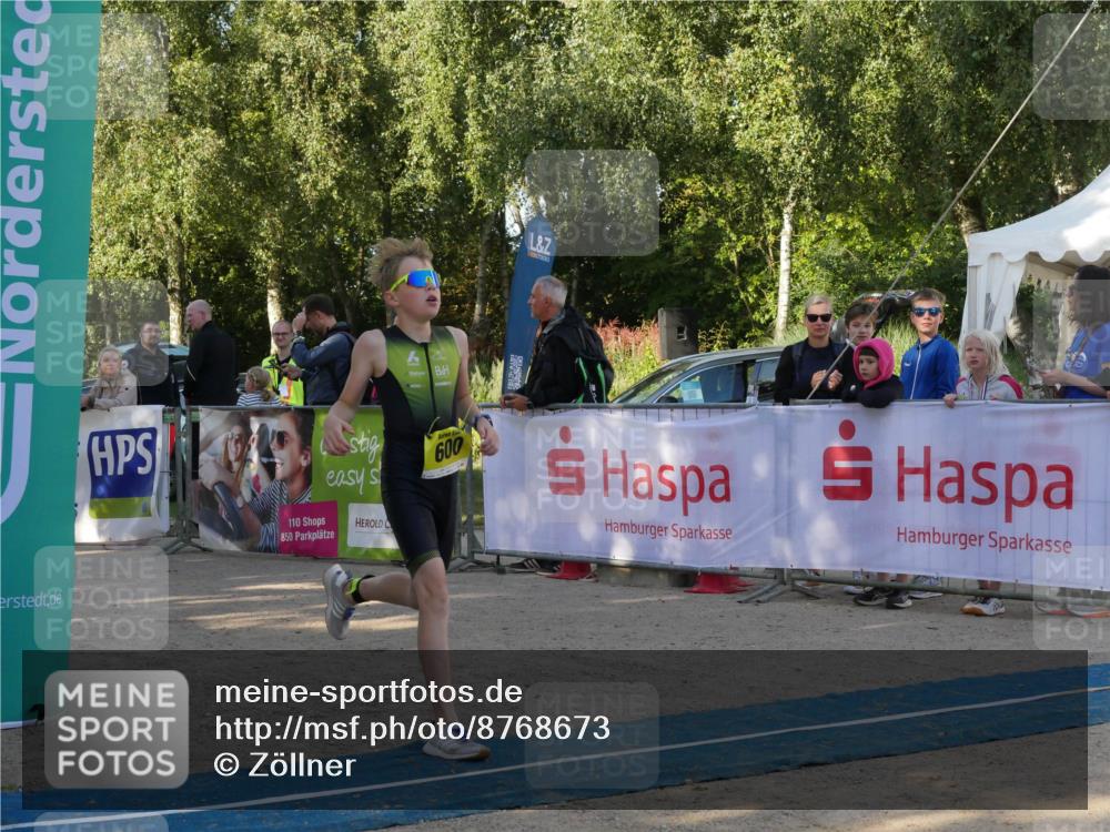 07.09.2025 - 19. Norderstedt Triathlon Zöllner http://msf.ph/oto/8768673 07.09.2025 09:46:04 Ziel 600 meine-sportfotos.de
