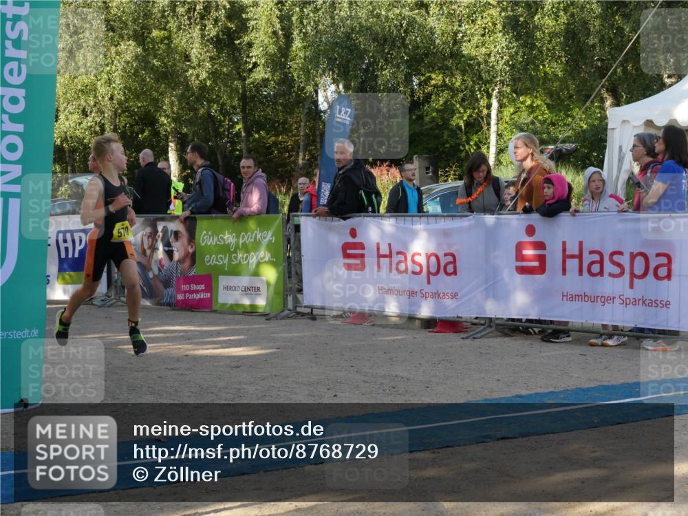 07.09.2025 - 19. Norderstedt Triathlon Zöllner http://msf.ph/oto/8768729 07.09.2025 09:46:57 Ziel 556, 570, 633 meine-sportfotos.de