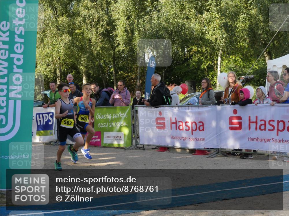 07.09.2025 - 19. Norderstedt Triathlon Zöllner http://msf.ph/oto/8768761 07.09.2025 09:47:15 Ziel 562, 609 meine-sportfotos.de