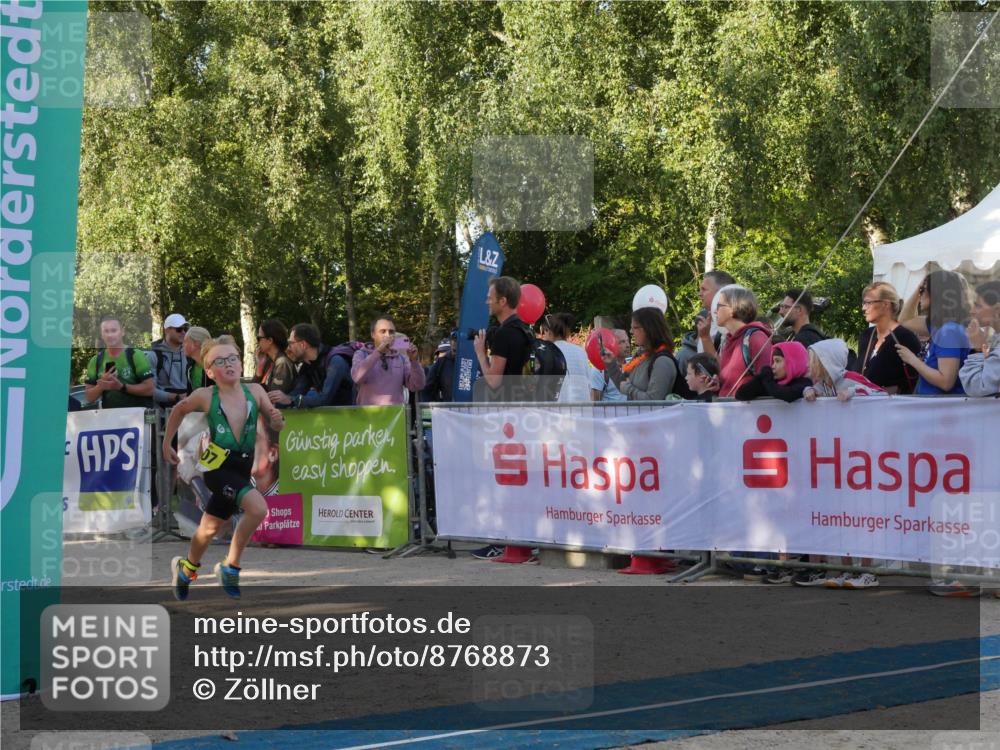 07.09.2025 - 19. Norderstedt Triathlon Zöllner http://msf.ph/oto/8768873 07.09.2025 09:48:26 Ziel 559, 576, 607, 623 meine-sportfotos.de