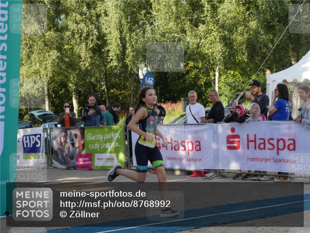 07.09.2025 - 19. Norderstedt Triathlon Zöllner http://msf.ph/oto/8768992 07.09.2025 09:49:16 Ziel 617 meine-sportfotos.de