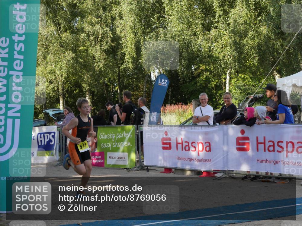 07.09.2025 - 19. Norderstedt Triathlon Zöllner http://msf.ph/oto/8769056 07.09.2025 09:49:52 Ziel 555, 577, 618 meine-sportfotos.de