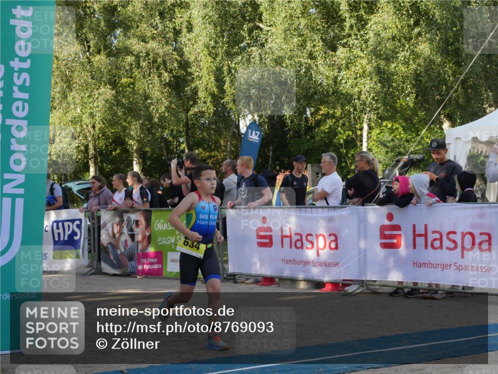 07.09.2025 - 19. Norderstedt Triathlon Zöllner http://msf.ph/oto/8769093 07.09.2025 09:50:13 Ziel 597, 634 meine-sportfotos.de