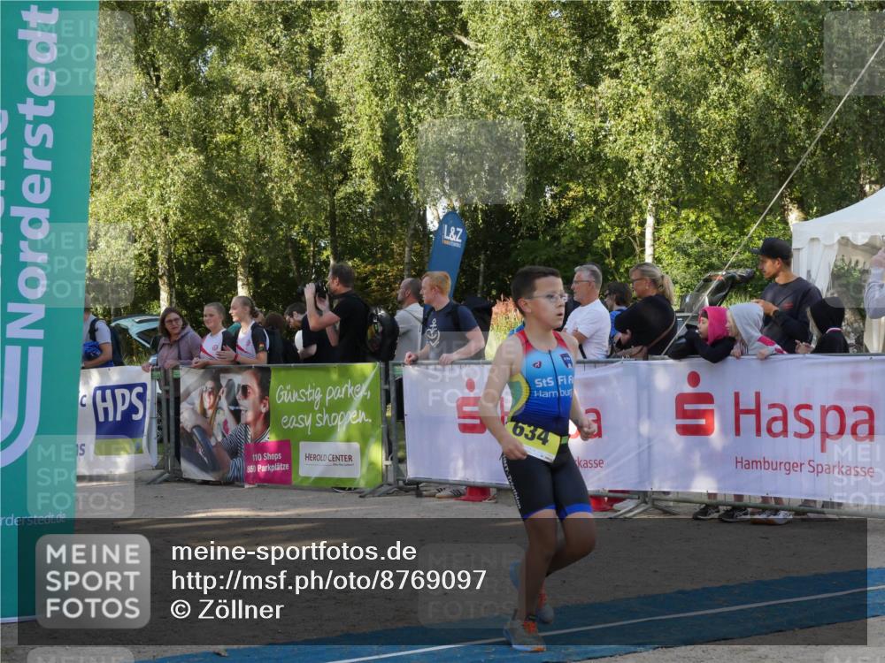 07.09.2025 - 19. Norderstedt Triathlon Zöllner http://msf.ph/oto/8769097 07.09.2025 09:50:13 Ziel 597, 634 meine-sportfotos.de