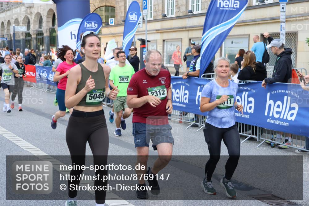 07.09.2025 - BARMER Alsterlauf Strokosch-Dieckow http://msf.ph/oto/8769147 07.09.2025 10:10:43 Ziel 2057, 2438, 2754, 3094, 3205, 3350, 4127, 4380, 4381, 4418, 4515, 5197, 5201, 5419, 5808, 6191, 8330, 8331, 8340, 8404 meine-sportfotos.de