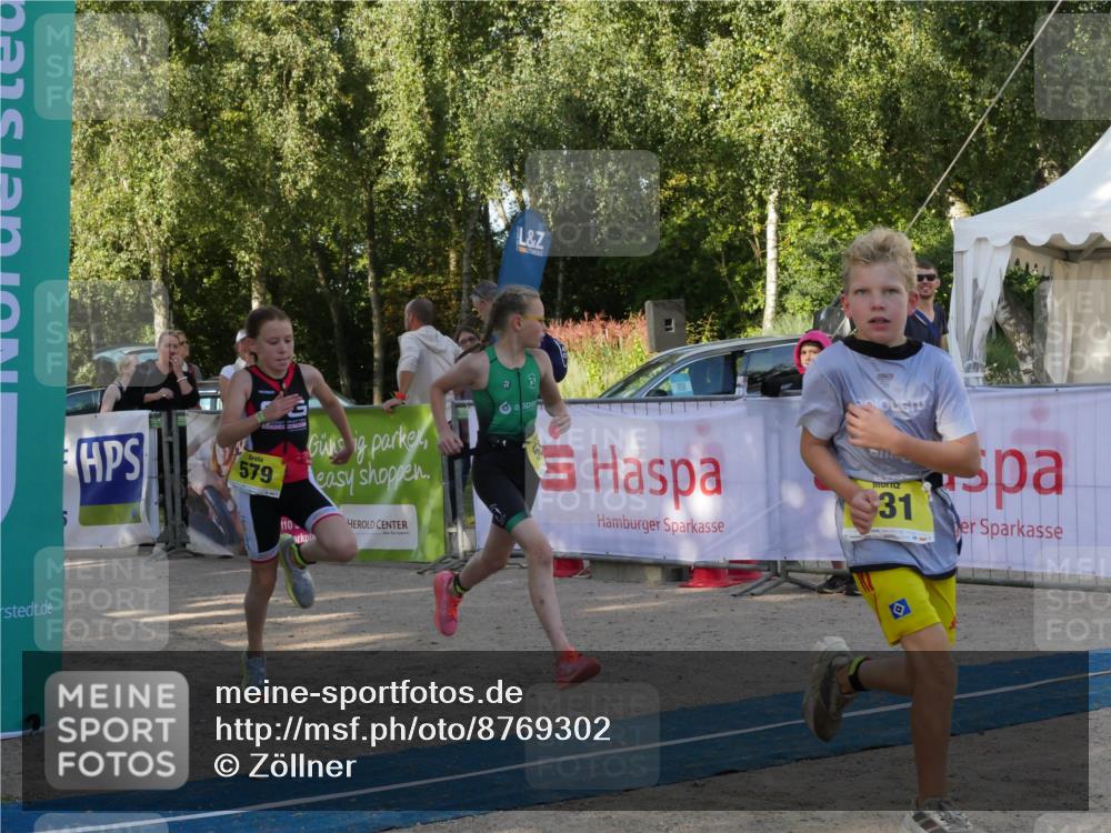 07.09.2025 - 19. Norderstedt Triathlon Zöllner http://msf.ph/oto/8769302 07.09.2025 09:52:30 Ziel 579, 580, 631, 632 meine-sportfotos.de