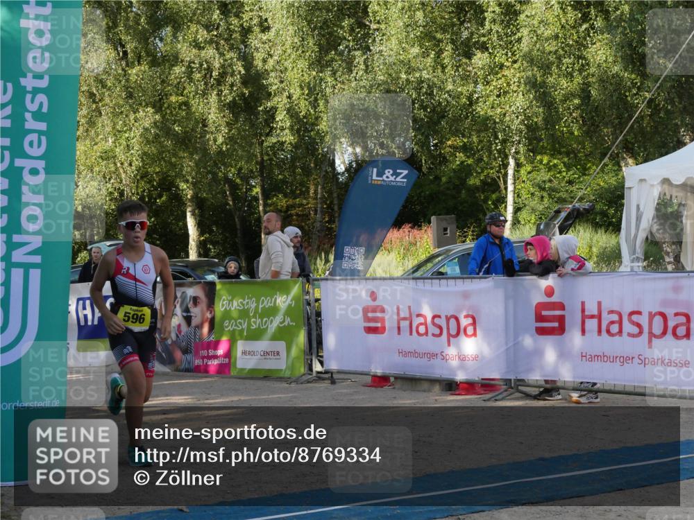 07.09.2025 - 19. Norderstedt Triathlon Zöllner http://msf.ph/oto/8769334 07.09.2025 09:53:33 Ziel 596 meine-sportfotos.de