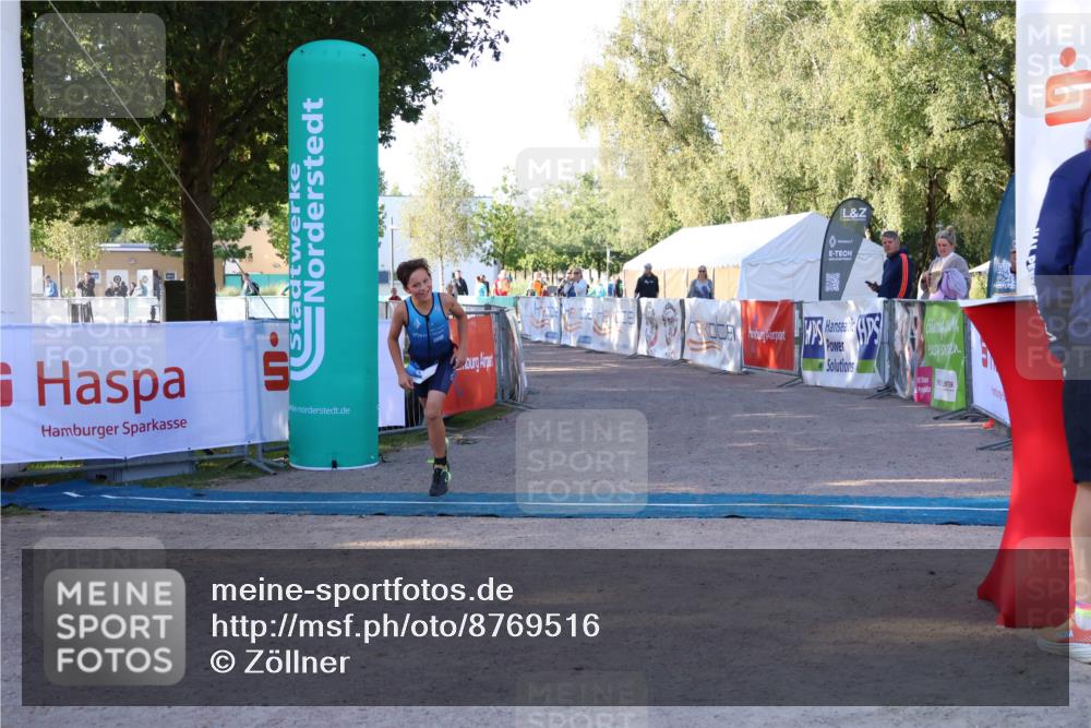 07.09.2025 - 19. Norderstedt Triathlon Zöllner http://msf.ph/oto/8769516 07.09.2025 09:12:25 Ziel 53 meine-sportfotos.de