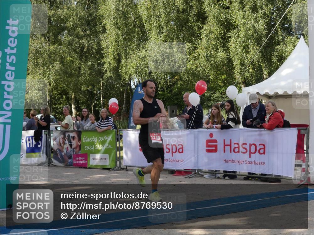 07.09.2025 - 19. Norderstedt Triathlon Zöllner http://msf.ph/oto/8769530 07.09.2025 10:39:17 Ziel 1139 meine-sportfotos.de