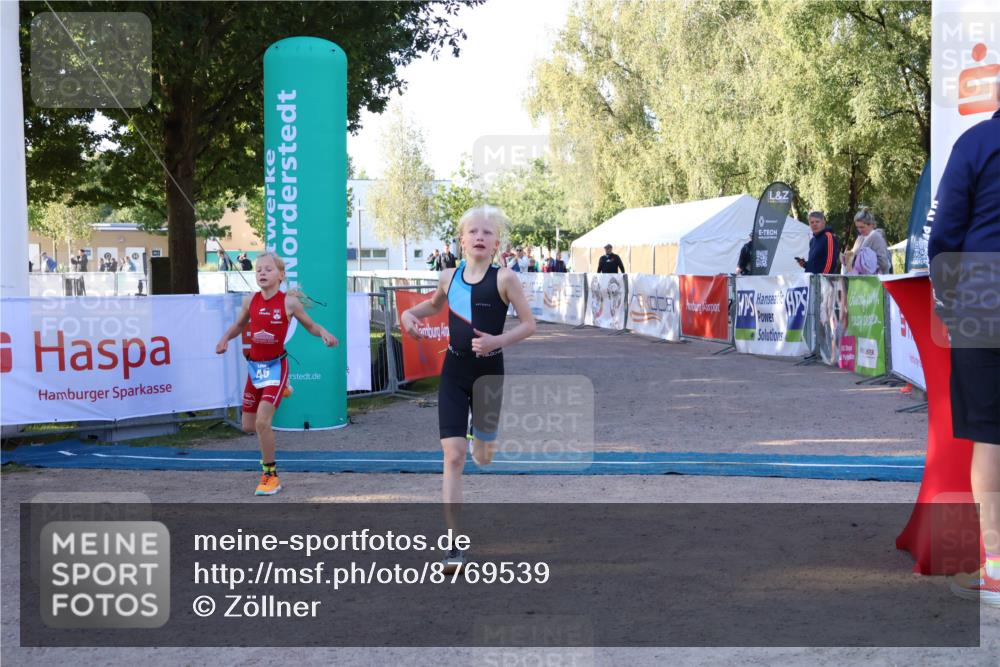 07.09.2025 - 19. Norderstedt Triathlon Zöllner http://msf.ph/oto/8769539 07.09.2025 09:12:32 Ziel 46, 50 meine-sportfotos.de