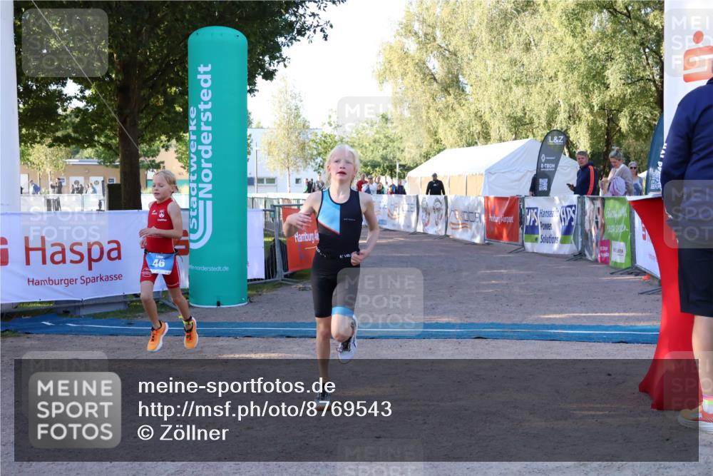 07.09.2025 - 19. Norderstedt Triathlon Zöllner http://msf.ph/oto/8769543 07.09.2025 09:12:32 Ziel 46, 50 meine-sportfotos.de