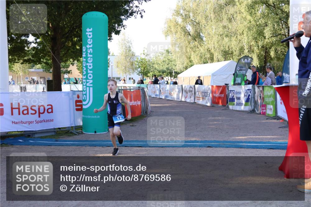 07.09.2025 - 19. Norderstedt Triathlon Zöllner http://msf.ph/oto/8769586 07.09.2025 09:12:59 Ziel 12 meine-sportfotos.de