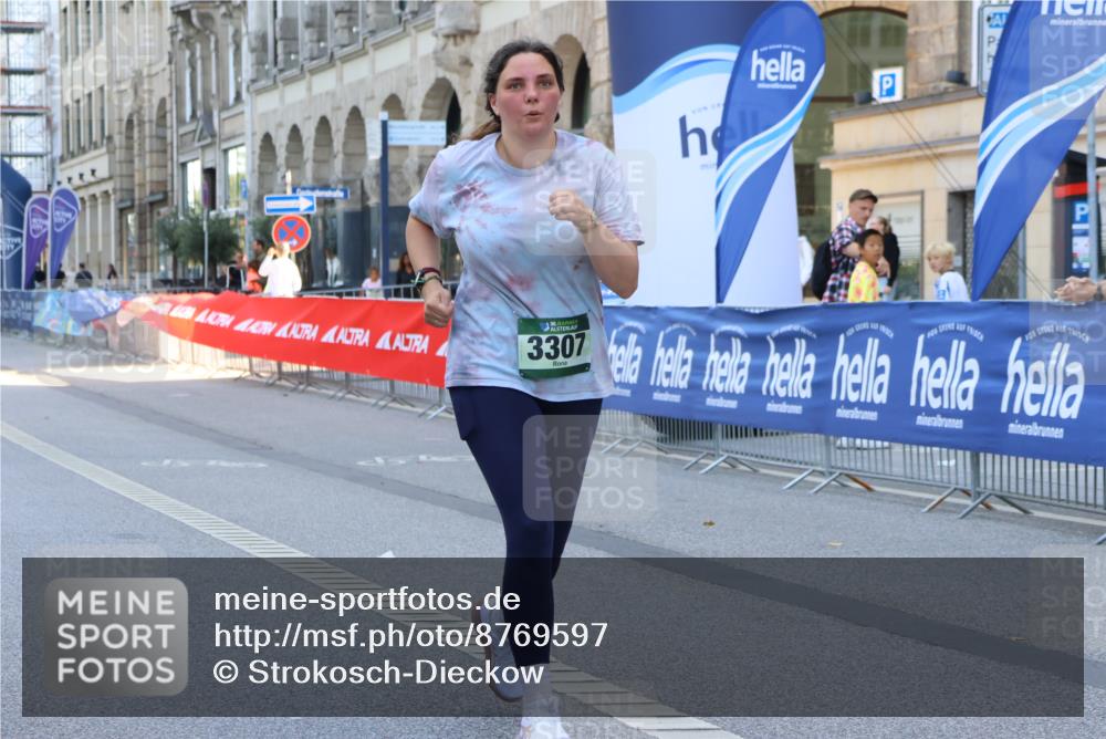 07.09.2025 - BARMER Alsterlauf Strokosch-Dieckow http://msf.ph/oto/8769597 07.09.2025 10:32:40 Ziel 3898, 4939 meine-sportfotos.de