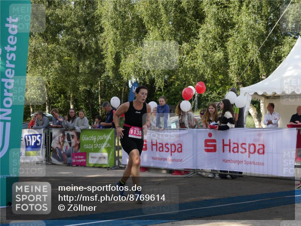 07.09.2025 - 19. Norderstedt Triathlon Zöllner http://msf.ph/oto/8769614 07.09.2025 10:44:29 Ziel 1135 meine-sportfotos.de