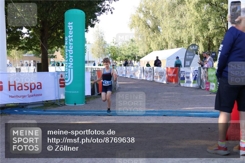 07.09.2025 - 19. Norderstedt Triathlon Zöllner http://msf.ph/oto/8769638 07.09.2025 09:13:41 Ziel 25, 54 meine-sportfotos.de