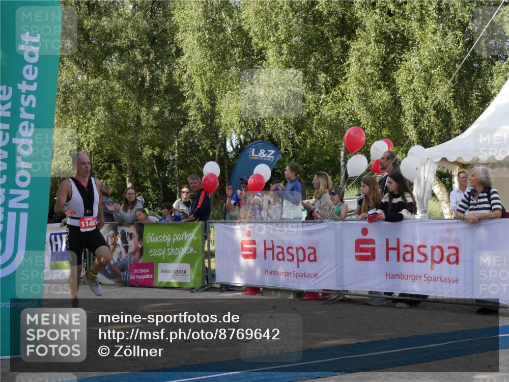 07.09.2025 - 19. Norderstedt Triathlon Zöllner http://msf.ph/oto/8769642 07.09.2025 10:46:27 Ziel 1140 meine-sportfotos.de