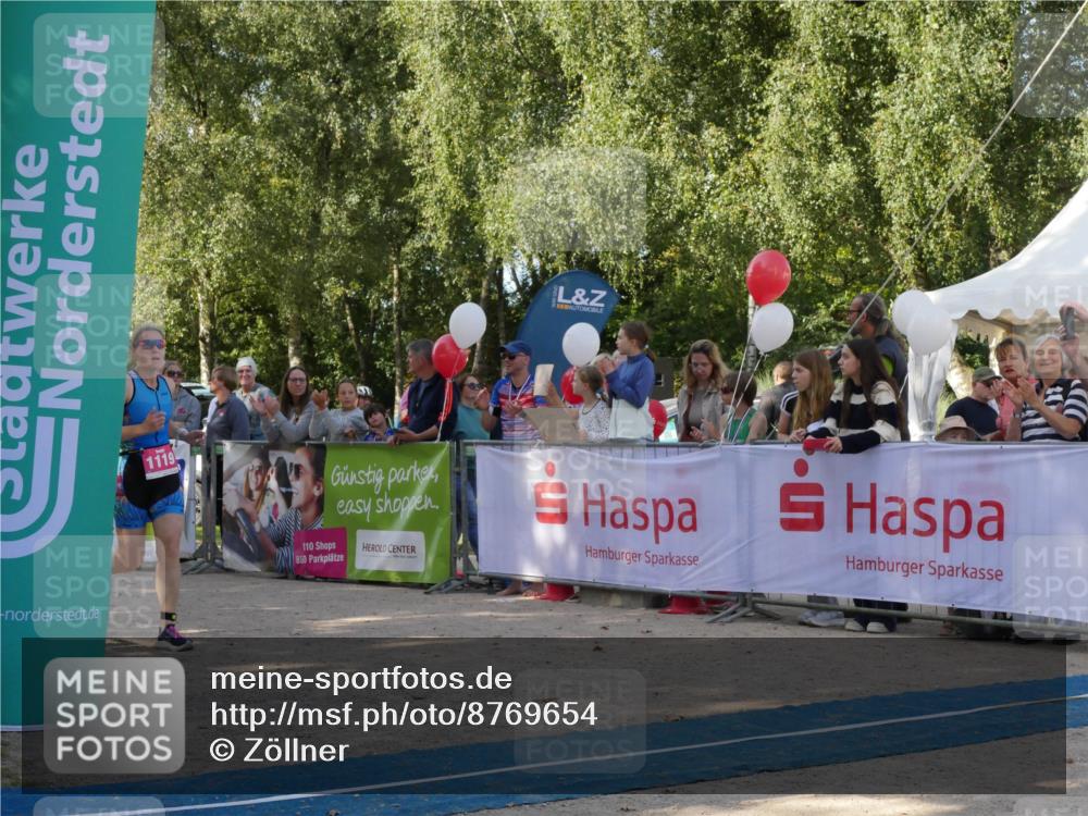 07.09.2025 - 19. Norderstedt Triathlon Zöllner http://msf.ph/oto/8769654 07.09.2025 10:47:04 Ziel 1119 meine-sportfotos.de