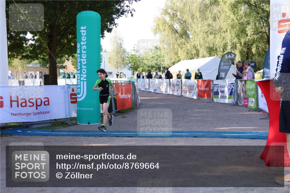 07.09.2025 - 19. Norderstedt Triathlon Zöllner http://msf.ph/oto/8769664 07.09.2025 09:13:46 Ziel 25, 54 meine-sportfotos.de