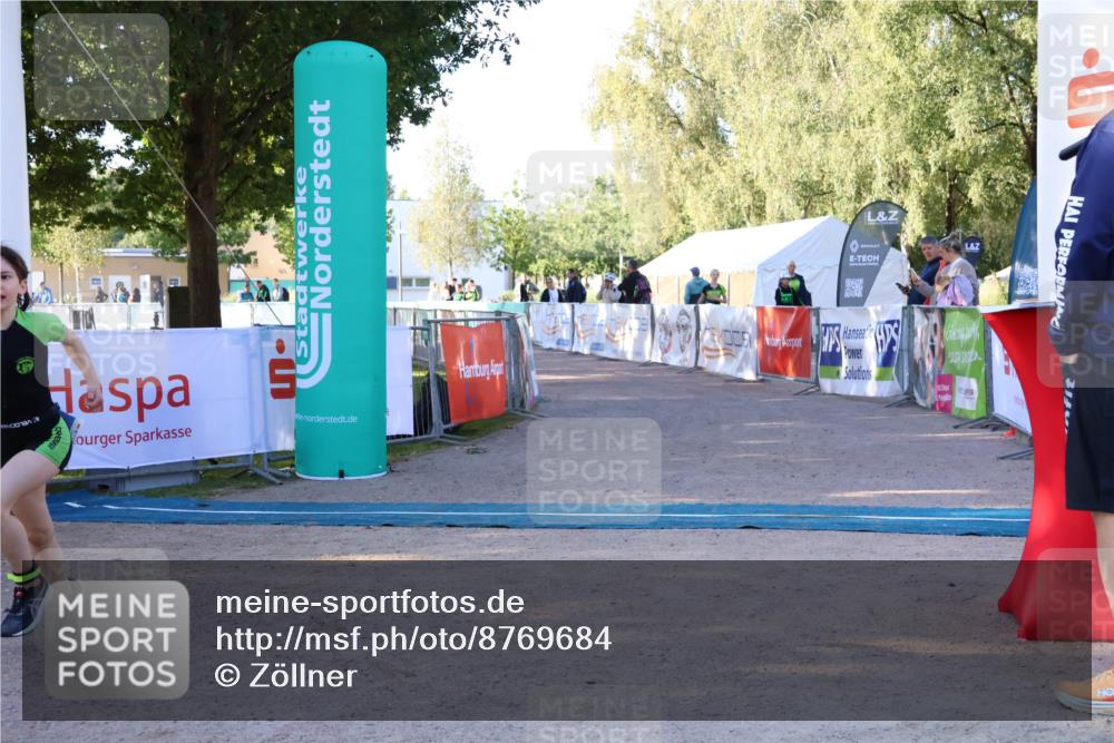 07.09.2025 - 19. Norderstedt Triathlon Zöllner http://msf.ph/oto/8769684 07.09.2025 09:13:47 Ziel 25, 54 meine-sportfotos.de