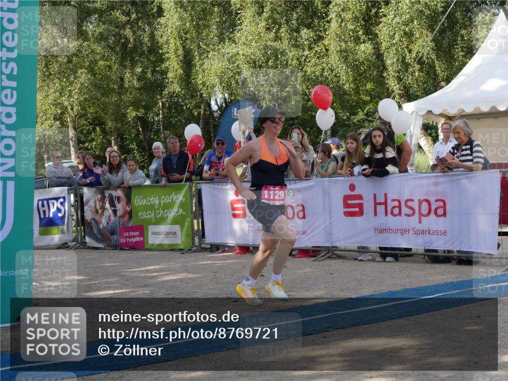 07.09.2025 - 19. Norderstedt Triathlon Zöllner http://msf.ph/oto/8769721 07.09.2025 10:47:45 Ziel 1129 meine-sportfotos.de